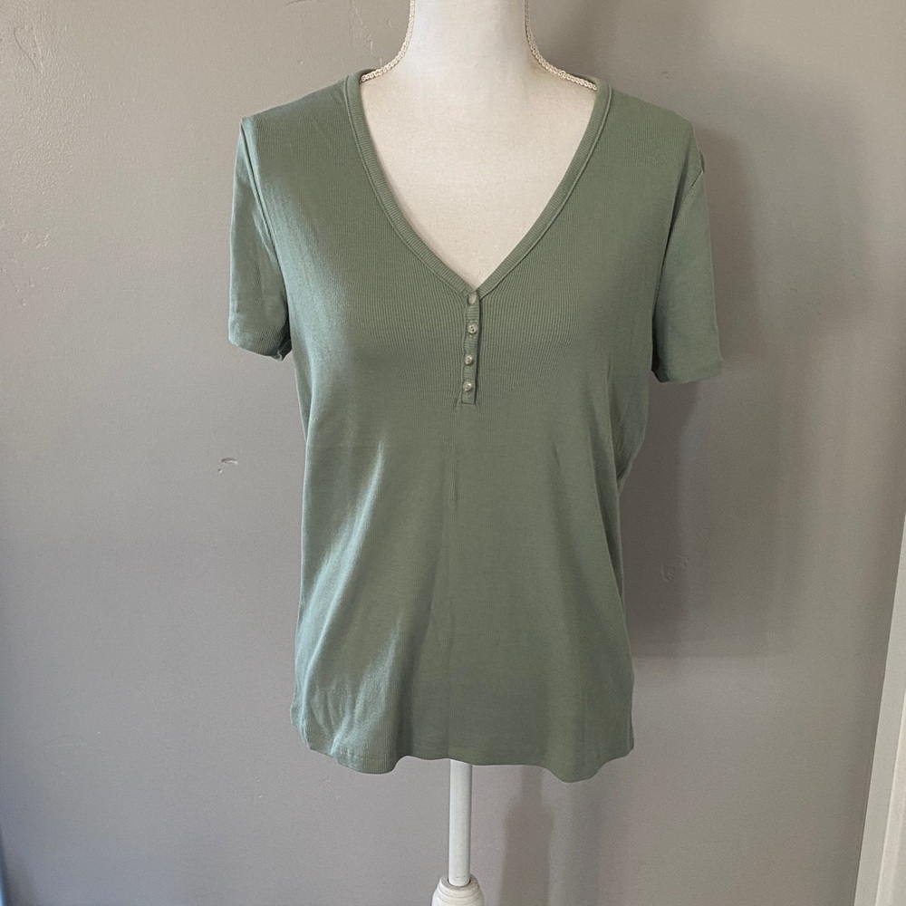 GAP Sage Green V-Neck Short Sleeve Top